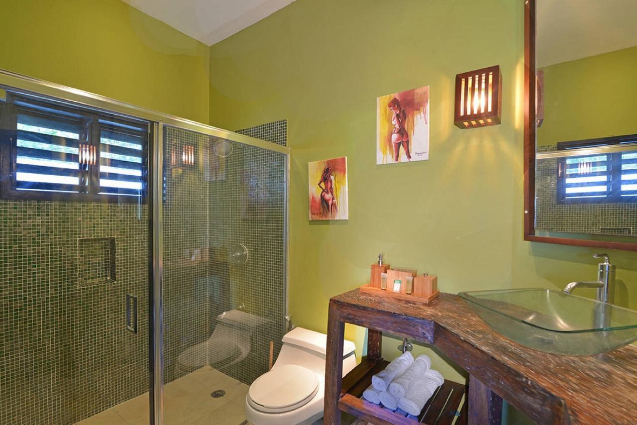 Luxury Villa Sleeps 6, Beach Access, Бухта Монтего Экстерьер фото